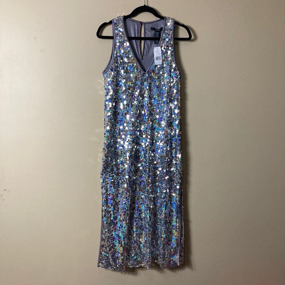 NWT Smythe Deep V Midi Dress in Silver Pailette - Picture 3 of 12